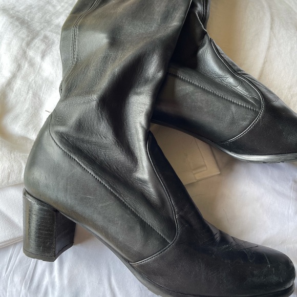 Stuart Weitzman boots - Picture 5 of 8